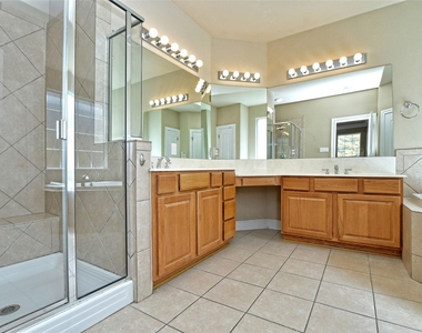 303 Hensley Dr - Photo Thumbnail 17