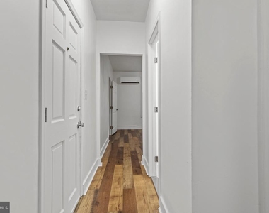 1512 Isherwood Street Ne - Photo Thumbnail 1