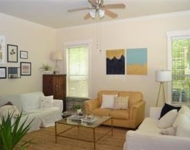 5405 Avenue H - Photo Thumbnail 1
