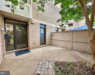 292 M Street Sw - Photo Thumbnail 16