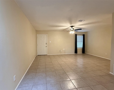 7907 Dunn St - Photo Thumbnail 3