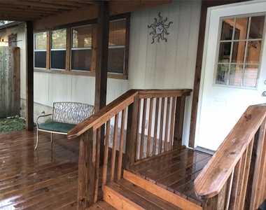 7907 Dunn St - Photo Thumbnail 11