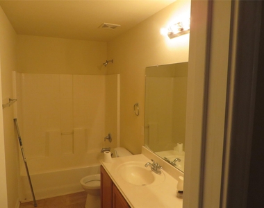 3633 Hawk View St - Photo Thumbnail 9