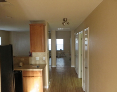 3633 Hawk View St - Photo Thumbnail 3