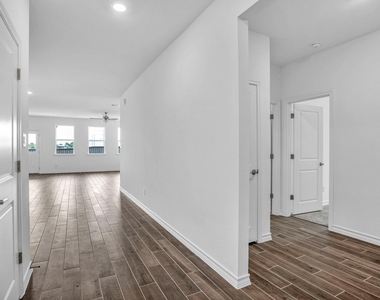 131 Adeline Rd - Photo Thumbnail 9