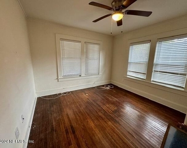 744 West Street - Photo Thumbnail 16