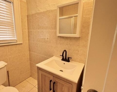 744 West Street - Photo Thumbnail 15