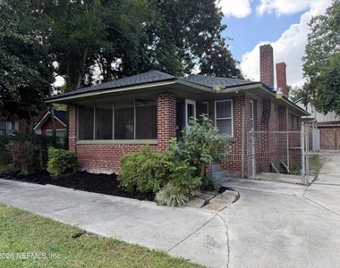 744 West Street - Photo Thumbnail 20