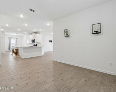 3012 Granary Park Avenue - Photo Thumbnail 8
