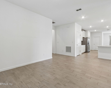 3012 Granary Park Avenue - Photo Thumbnail 7