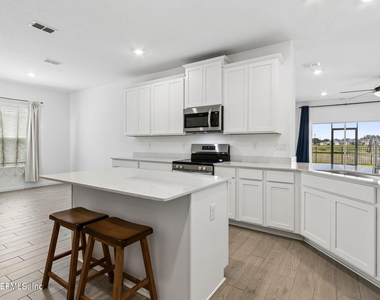 3012 Granary Park Avenue - Photo Thumbnail 10