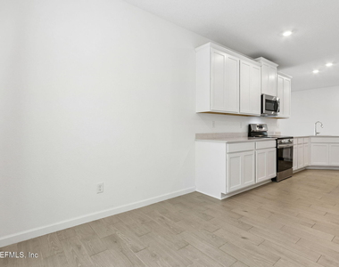 3012 Granary Park Avenue - Photo Thumbnail 12