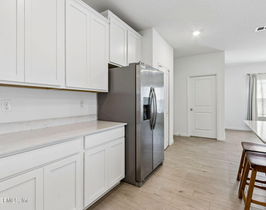 3012 Granary Park Avenue - Photo Thumbnail 16