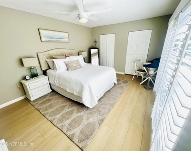 184 Bermuda Court - Photo Thumbnail 15