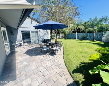 184 Bermuda Court - Photo Thumbnail 13