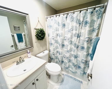184 Bermuda Court - Photo Thumbnail 21
