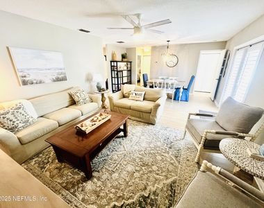 184 Bermuda Court - Photo Thumbnail 10