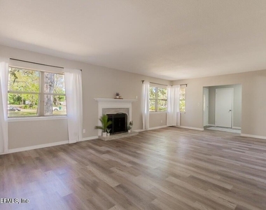 1040 Penman Road - Photo Thumbnail 1