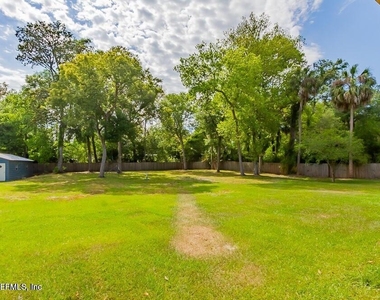 1040 Penman Road - Photo Thumbnail 32
