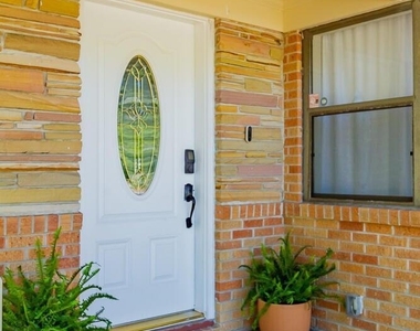 1040 Penman Road - Photo Thumbnail 39
