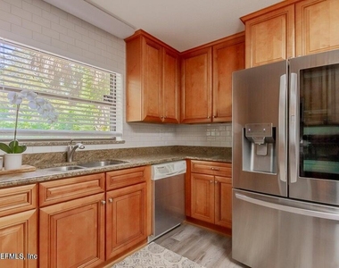 1040 Penman Road - Photo Thumbnail 2