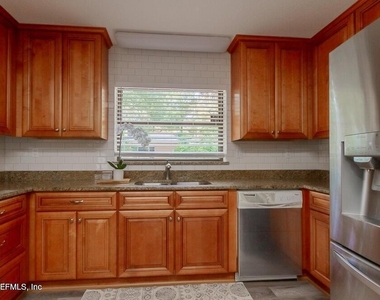1040 Penman Road - Photo Thumbnail 28
