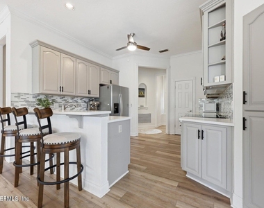 3667 Cattail Drive S - Photo Thumbnail 11