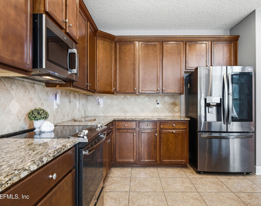 4483 Plantation Oaks Boulevard - Photo Thumbnail 10