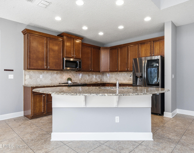 4483 Plantation Oaks Boulevard - Photo Thumbnail 14