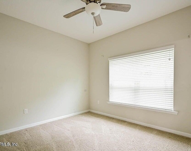 15736 Spotted Saddle Circle - Photo Thumbnail 11