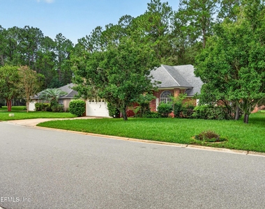 11669 Collins Creek Drive - Photo Thumbnail 2