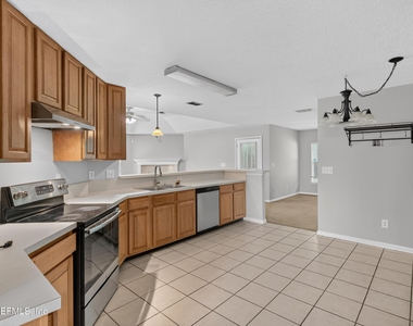 11669 Collins Creek Drive - Photo Thumbnail 19