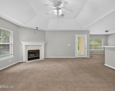 11669 Collins Creek Drive - Photo Thumbnail 8