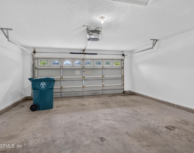 11669 Collins Creek Drive - Photo Thumbnail 32