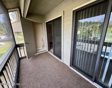 10200 Belle Rive Boulevard - Photo Thumbnail 9