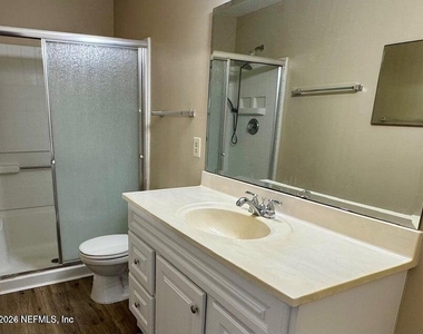 10200 Belle Rive Boulevard - Photo Thumbnail 15