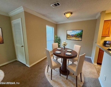 10200 Belle Rive Boulevard - Photo Thumbnail 2