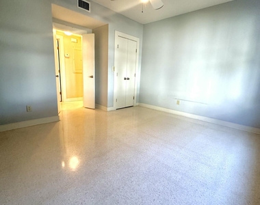109 South Street - Photo Thumbnail 7