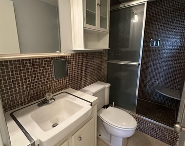 109 South Street - Photo Thumbnail 8