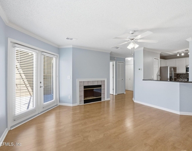 400 Sandiron Circle - Photo Thumbnail 10