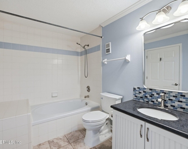 400 Sandiron Circle - Photo Thumbnail 15