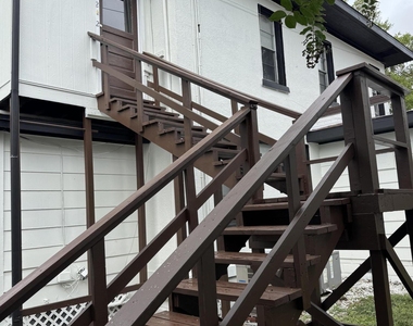 2512 College Street - Photo Thumbnail 14
