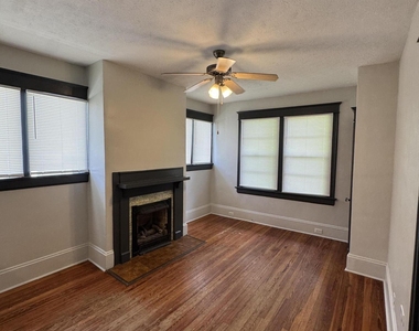 2512 College Street - Photo Thumbnail 10