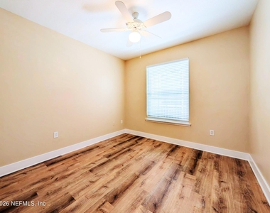 10550 Baymeadows Road - Photo Thumbnail 13