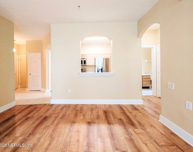 10550 Baymeadows Road - Photo Thumbnail 7