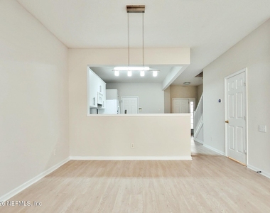 7566 Red Crane Lane - Photo Thumbnail 4