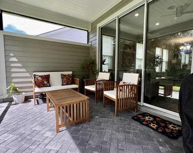 10089 Filament Boulevard - Photo Thumbnail 12