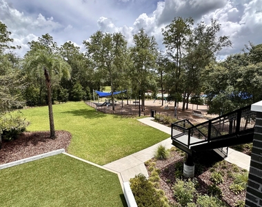 10089 Filament Boulevard - Photo Thumbnail 16