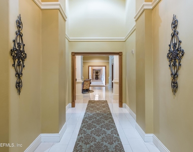 400 E Bay Street - Photo Thumbnail 6