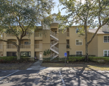 19 Arbor Club Drive - Photo Thumbnail 3